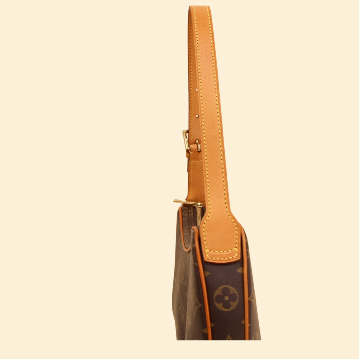 Louis Vuitton Monogram Croissant PM Shoulder Bag